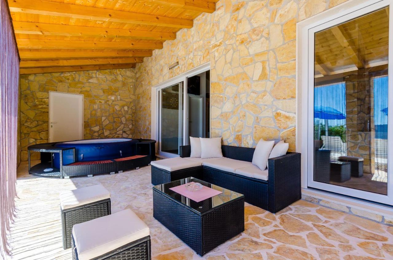 Villa Mateo With Private Pool Gruda Extérieur photo