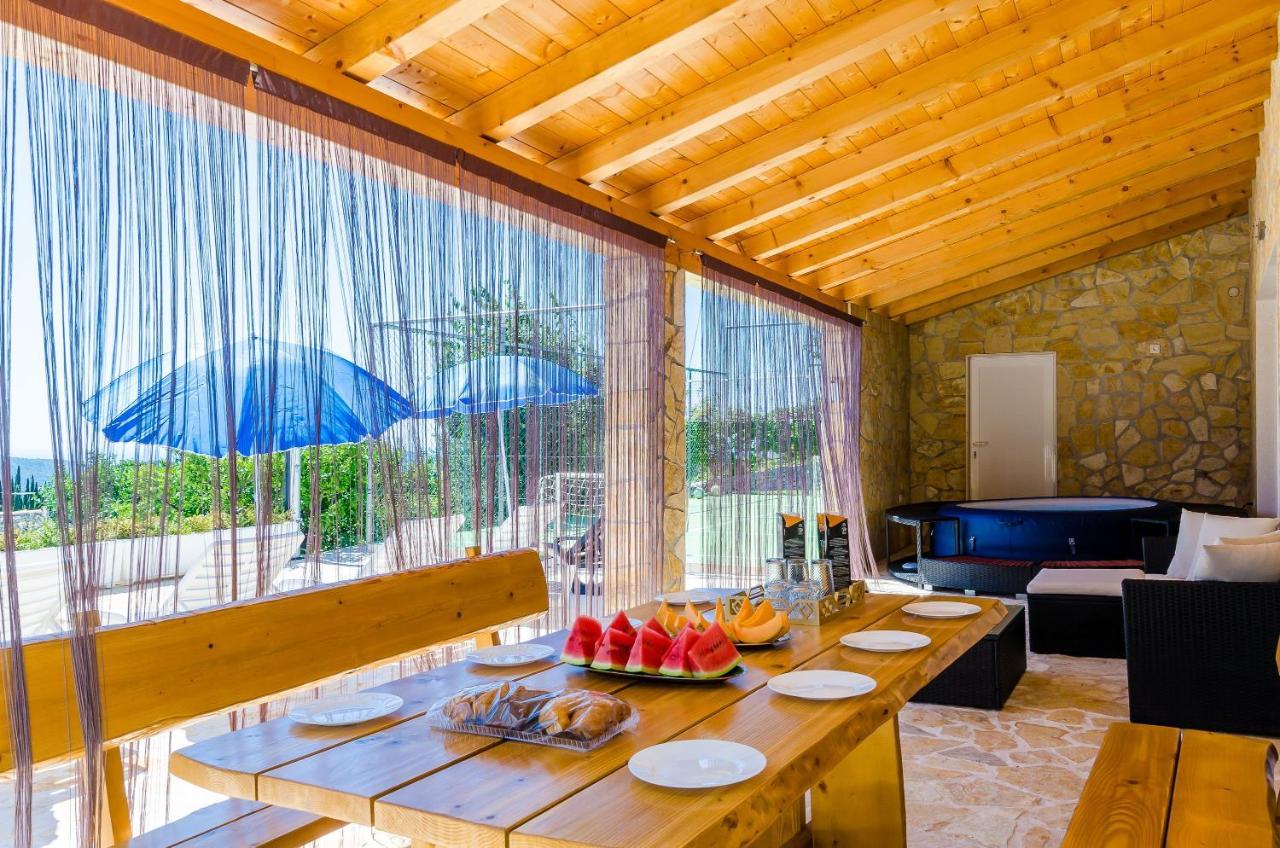 Villa Mateo With Private Pool Gruda Extérieur photo